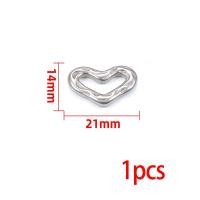 ราคา จี้กลวงรูปหัวใจสแตนเลส DIY อุปกรณ์เสริมจิวเวลรี่ทอง18K เสน่ห์เล็กๆ (21313537675)