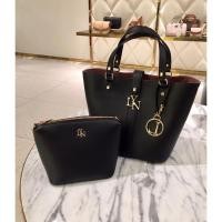 ราคา กระเป๋าLyn ทรงถัง มีใบลูก ถือได้สะพายได้ แท้outlet (19637616281)