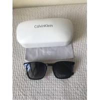 ราคา Calvin Klein Square Sunglasses เลนส์ polarized ของแท้ 100 สินค้าใหม่มือหนึ่ง พร้อมกล่อง ใส่สบายกันแดดดีมากไม่มืด สวยมากๆ Size 50 21 140 ใส่ได้ทั้งชายหญิง ขายถูกเพียง 890B free ems (12343158494)