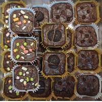 ราคา บราวนี่ชิ้นละ 10 บาท อร่อยหน้าฟิล์ม ทำสดใหม่ทุกวัน (21426058902)