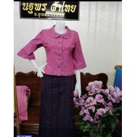 ราคา เสื้อกาบบัวปกบัวมน เฉพาะเสื้อ ตัดจากผ้ากาบบัวทอมือ อัดซับผ้ากาวทั้งตัว กระดุมป้๊มเรียง5เม็ด แขนกระดิ่งต่อปลายแขนทางเฉลียงสวยเก๋ ตัดเย็บสวย ใส่สบายดูรักษาง่ายผ้าดีสีไม่ตก ใส่กับผ้าถุง กระโปรง หรือกางเก