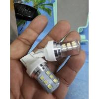 ราคา ไฟหรี่หน้ารีโว้ ไฟหรี่รถยนต์ REVO ขั้วเสียบ T20 มี 2 สีให้เลือก สีขาว และไอซ์บลู กดเลือก (21280611645)