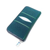 ราคา กระเป๋าหนังกระเบนแท้ ซิปรอบ ซิปเดี่ยว คาดหนังวัว สีเขียว กระเป๋าเงินหนังปลากระเบน ใส่ธนบัตร บัตรเครดิต หนังแท้ 100 (21385663902)