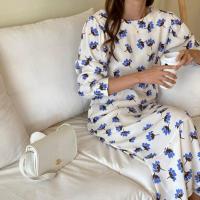 ราคา CHUUCHOP พร้อมส่ง C6556 Blue White Aster dress เดรสยาวหางปลา มี2สี (17248816177)