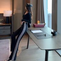 ราคา กางเกงขายาวผู้หญิง กางเกงขาม้า ดีเทลแถบข้างสีขาว กางเกงขาบานสไตล์เรียบๆ กางเกงขาม้า กางเกงขาม้าผู้หญิง (21300989685)