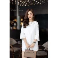 ราคา เสื้อลินินเกรดพรีเมี่ยม เนื้อผ้าขึ้นลาย เนื้อผ้ามีความนุ่ม ผ้าดีมากค่ะ งานปักดอกไม้เจาะฉลุ (20965111868)