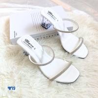 ราคา รองเท้าส้นแก้วไซส์ใหญ่ แบรนด์ Marco รุ่น B1021 ส้นสูง2นิ้ว ดีไซน์สายคาดเพชรด้านหน้า 2 เส้น มีไซส์41 45 (21167721488)