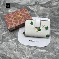 ราคา กระเป๋าสตางค์ กระเป๋าCoach กระเป๋าสตางค์ใหม่ผู้หญิงแฟชั่นใหม่ขนาดเล็กรูปแบบกระเป๋าสตางค์ขนาดกลาง (21079342120)