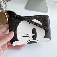 ราคา ของแท้100 คล้องมือ กระเป๋า cn041 (21376319560)