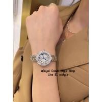 ราคา นาฬิกาผู้หญิง Royal Crown แท้100 นาฬิกาประดับเพชรสีเงินหน้าปัดมุกสวยหรูระบบถ่านกันน้ำจัดส่งพร้อมกล่องครบมีบัตรับประกัน1ปี (17831145758)