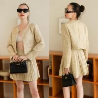 ราคา เซตผ้าทวิส 2 ชิ้น เสื้อคลุมปักไข่มุก กระโปรงพลีทสั้น ผ้าปักกลิตเตอร์ VSHOP (20676540219)