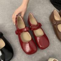 ราคา รองเท้าคัชชูสีแดงสไตล์เกาหลีรองเท้าชั้นเดียวส้นแบนรองเท้าแมรี่เจนสีเงินวินเทจสไตล์ฝรั่งเศสรุ่นฤดูร้อนรองเท้าหนังผู้หญิงสไตล์ชาแนลอ่อนโยน (15626863666)
