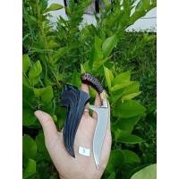 ราคา มีดพก มีดเดือยไก่ ใบ 4 นิ้ว ตีจากก้านวาล์วแท้ ไม่ขึ้นสนิมใบมีดคมกริบ คอรัดทองเหลืองแกะลายไทย ไม้ขาวดำลายไม้สวยๆ เงาหวับ สินค้าสวยตรงปก ชัดเจนแน่นอน (20616260274)