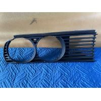 ราคา กรอบไฟหน้า พลาสติกไฟหน้า BMW E30 งานไต้หวัน 316 318i 320i 323i 325i (15806526217)