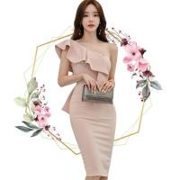 ราคา พร้อมส่ง ชุดเดรสออกงานสีชมพู เดรสสั้นทรงเข้ารูป ไหล่เฉียงแต่งระบาย แนวเรียบหรูดูแพง สวยดูดี ใส่ได้ทั้งงานกลางวัน กลางคืน ชุดราตรี ชุดออกงาน ชุดไปงานแต่ง (5520772326)