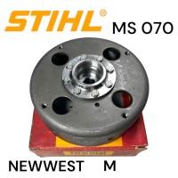 ราคา STIHL 070 MS070 เลื่อยใหญ่ อะไหล่เลื่อย พู่เลย์จานไฟ มู่เลย์จานไฟ จานไฟ เลื่อยโซ่สติลใหญ่ NEWWEST M (21206849689)