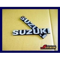 ราคา TANK EMBLEM CHROME 2 PCS Fit For SUZUKI GP100 A100 GT185 GT250 GT380 GT550 โลโก้ข้างถัง สีเงินโครม 2ชิ้น (7883273463)