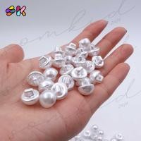 ราคา somkid กระดุมมุกสีขาว กลมนูน ขาสอยก้น สีขาวมุกวาว เนื้อดี มีขาสอยก้น ขนาด10mm size 16L 12mm size 18L 14mm size 22L (14418920597)