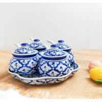 ราคา ชุด 5 ชิ้นจานรองพร้อมโถเครื่องปรุง ชุดโถเครื่องปรุง ลายไทย ลายคราม 1 ชุด เคลือบอย่างดี เนื้อเงางาม (21286470072)