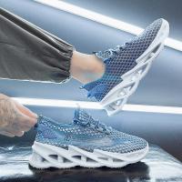 ราคา รองเท้าผู้ชายผ้าตาข่ายรองเท้าผ้าตาข่ายลำลองแบบบางระบายอากาศได้ดีแฟชั่นแบบใหม่ฤดูร้อนปี2024รองเท้าแฟชั่นฉลุลายแมทช์ลุคง่ายแบบสปอร์ตสำหรับผู้ชาย (15612512836)