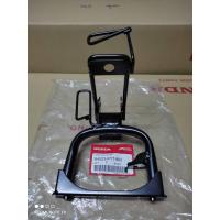 ราคา ขายึดฝาครอบด้านหน้า honda scoopy i ตัวเก่า ไฟเลี้ยวแฮนด์ปี 2009 อะไหล่แท้ศูนย์ honda 64223 KYT 900 สินค้าพร้อมจัดส่ง (16599019888)