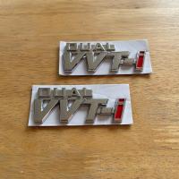 ราคา โลโก้ DUAL VVT i DUAL VVTi ตัวหนังสือข้างประตู จำนวน 2 ชิ้น (8350825348)