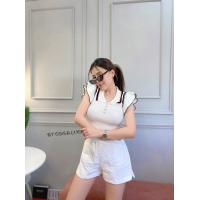 ราคา พร้อมส่ง นิวส์ดีไซน์ heart and arrow งานเสื้อไหมพรมดีไซน์สวยเก๋น่ารัก ทรงคอปกแต่งกระดุมหน้าแขนระบาย เป็นงานสีพื้นพาสเทล ผ้าร่อง เนื้อผ้านุ่ม ผ้ายืดตามตัว เป็นขนาดฟรีไซส์ รุ่น ใบข้าว อก bust 20 58ยาว (