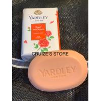ราคา สบู่แบบ 1 ก้อน ขนาด 100 กรัม ของยาร์ดเลย์ กลิ่น กุหลาบแดง Yardley Soap 100G Red Roses (16157818297)