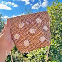 ราคา กระเป๋าสาน กระเป๋าสะพายข้าง ตกแต่งไม่ซ้ำแบบใคร kapooklook กระเป๋าสะพายข้างสาน สานตกแต่ง (10108044339)