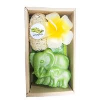 ราคา กิฟเซทตระกร้าสาน ช้างนำโชค สุขภาพ สบู่ช้างใยบวบ สีเขียวหยก กลิ่นตะไคร้ Gift Set Luffa Handcrafted Soap Elephant Green Lemongrass 100g (5628610812)