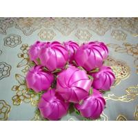 ราคา เหรียญโปรยทานดอกบัวตูมสีสดใส1แพ็ค50ดอก ตัวเปล่า (17605652352)