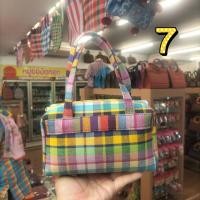 ราคา กระเป๋าถือทรงพยาบาล งานผ้าฝ้ายผ้าขาวม้าผ้าฝ้ายพิมพ์คราม ขนาดใบเล็ก ลายกระเป๋าหน้าหลังต่างกัน (16800152662)