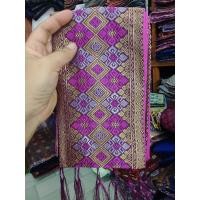 ราคา สไบขิดลาว สไบ ผ้าสไบ อัดกาว ทอลาย ผ้าเบี่ยง ผ้าสไบลาว แบบชายลูกปัดและชายผ้า (21340257456)