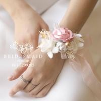 ราคา พร้อมส่ง จาก กทม ข้อมือเพื่อนเจ้าสาว I ดอกไม้ผูกข้อมือเพื่อนเจ้าสาว I ริบบิ้นผูกข้อมือ I Bridesmaid I Wrist corsage (18294355166)
