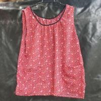 ราคา 004 size XL เสื้อคอกระเช้าลายดอก เสื้อคนแก่ ขนาด อก 52 ยาว 44 (15127460019)