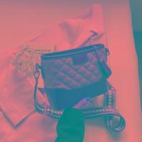 ราคา กระเป๋าใบเล็กสายโซ่ลายสี่เหลี่ยมข้าวหลามตัดนิยมในคนกลุ่มหนึ่งกระเป๋าผู้หญิงแบบใหม่ปี2023กระเป๋ากาเบรียลแมทช์ลุคง่ายปี2024กระเป๋าสะพายไหล่สะพายข้างแบบหรูหรา (17880546631)