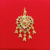 ราคา จี้สุโขทัยจี้เพชรซีกโบราณสลับสี ขนาดเล็ก มีห้อยตุ้งติ้ง (17725436182)