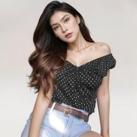 ราคา Closet Crush Off shoulder blouse with pokadot Black เสื้อเบลาส์เปิดไหล่ลายจุด (21311515817)