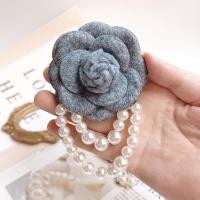 ราคา เข็มกลัดติดหน้าอกดอกคามิเลียสีขาวสไตล์ชาแนลผ้าวูลทำด้วยมือเรียบหรูระดับไฮเอนด์เข็มกลัดติดหน้าอกดอกไม้ใหญ่เครื่องประดับเล็กๆสำหรับผู้หญิง (16746029205)