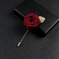 ราคา เข็มกลัดติดปกเสื้อยอดนิยมแบบใหม่เข็มกลัดติดหน้าอกสีแดงสำหรับเสื้อสูทลายดอกกุหลาบเข็มกลัดติดหน้าอกทำมือลายดอกไม้สไตล์เกาหลีสำหรับทั้งผู้ชายและผู้หญิง (8254433941)