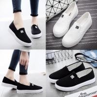 ราคา ? ? ? ? ? ? ? ? ? ? ? ? รองเท้าผ้าใบทรงสลิปออน ส้นหน้า 3 cm มี 2 สี แต่งลายหน้ายิ้ม (3019544474)