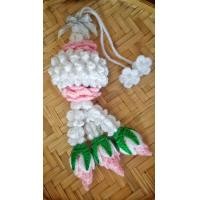 ราคา พวงมาลัยไหมพรม พวงมาลัยคล้องกระจกหน้ารถ ดอกกุหลาบสีชมพู ถ่ายจากงานจริง พร้อมส่ง (20382069983)