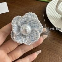 ราคา เข็มกลัดติดหน้าอกรูปดอกคามิเลียแฟชั่นสไตล์ชาแนลแบบใหม่เข็มกลัดติดหน้าอกติดโบว์ไข่มุกดอกไม้ผูกโบว์แนววินเทจแมทช์ลุคง่าย (21340845656)