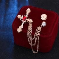 ราคา เข็มกลัดติดหน้าอกสุภาพบุรุษแมตช์ชุดง่ายสไตล์ยุโรปอเมริกาเข็มกลัดติดชุดสูทรูปไม้กางเขนดาวห้าแฉกมีโซ่ระบายพู่ตราปีกนางฟ้าฮิต (16179854069)