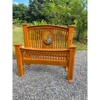 ราคา เตียงนอนไม้สักแท้ เตียงนอนขนาด 3 5 ฟุต แบบซีเหลา แกะลวดลายปลาเงิน ปลาทอง แต้มสี จัดส่งฟรี พื้นที่ภาคใต้เพิ่มค่าขนส่ง (16002195246)