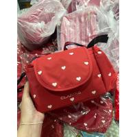 ราคา กระเป๋า Clarins น่ารักมากกกกก ขนาดกำลังดี สะพายสาย ช่องใส่เยอะ จุกของได้ เยอะมากก ซื้อหมื่นถึงจะได้น้อง มาค้าาา ขนาด กว้าง 35 สูง 19 ก้น 13 Cm สายยาว 60 Cm (21419485009)