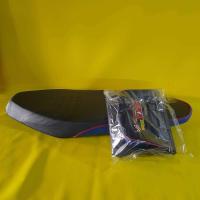 ราคา หนังหุ้มเบาะนูโวMXลายอาร์ตสีดำด้านข้างมี3สีให้เลือก ดำ แดง นำ้เงินสำหรับเบาะปาดทรงกลางและบาง (19837205171)