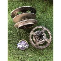 ราคา ชุดดุมดิสหลัง Yamaha VR TZR TZM RXZ ของแท้มือสองสภาพดี เหมาะสำหรับทำสีใหม่ (21044668830)