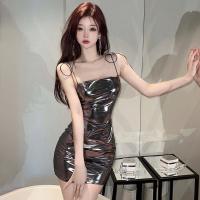 ราคา ชุดสำหรับสตรีมเมอร์เต้นรำชุดเต้นดิสโก้บาร์ชุดสาวแซ่บชุดเดรสสายเดี่ยวรัดสะโพกเซ็กซี่พื้นผิววิบวับ (21202903691)