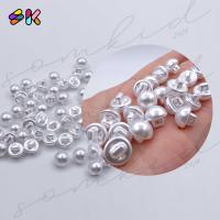 ราคา somkid กระดุมมุกสีขาว กลมนูน ขาสอยก้น สีขาวมุกวาว เนื้อดี มีขาสอยก้น ขนาด10mm size 16L 12mm size 18L 14mm size 22L (14418920589)